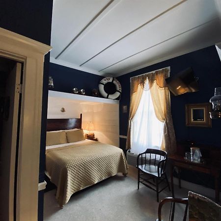 Augusta Guest House Esterno foto